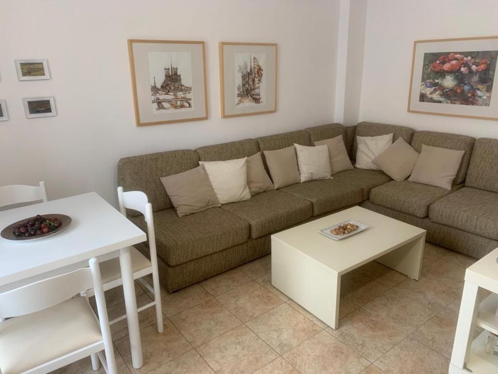 Alea2 Apartment Tirana Bagian luar foto