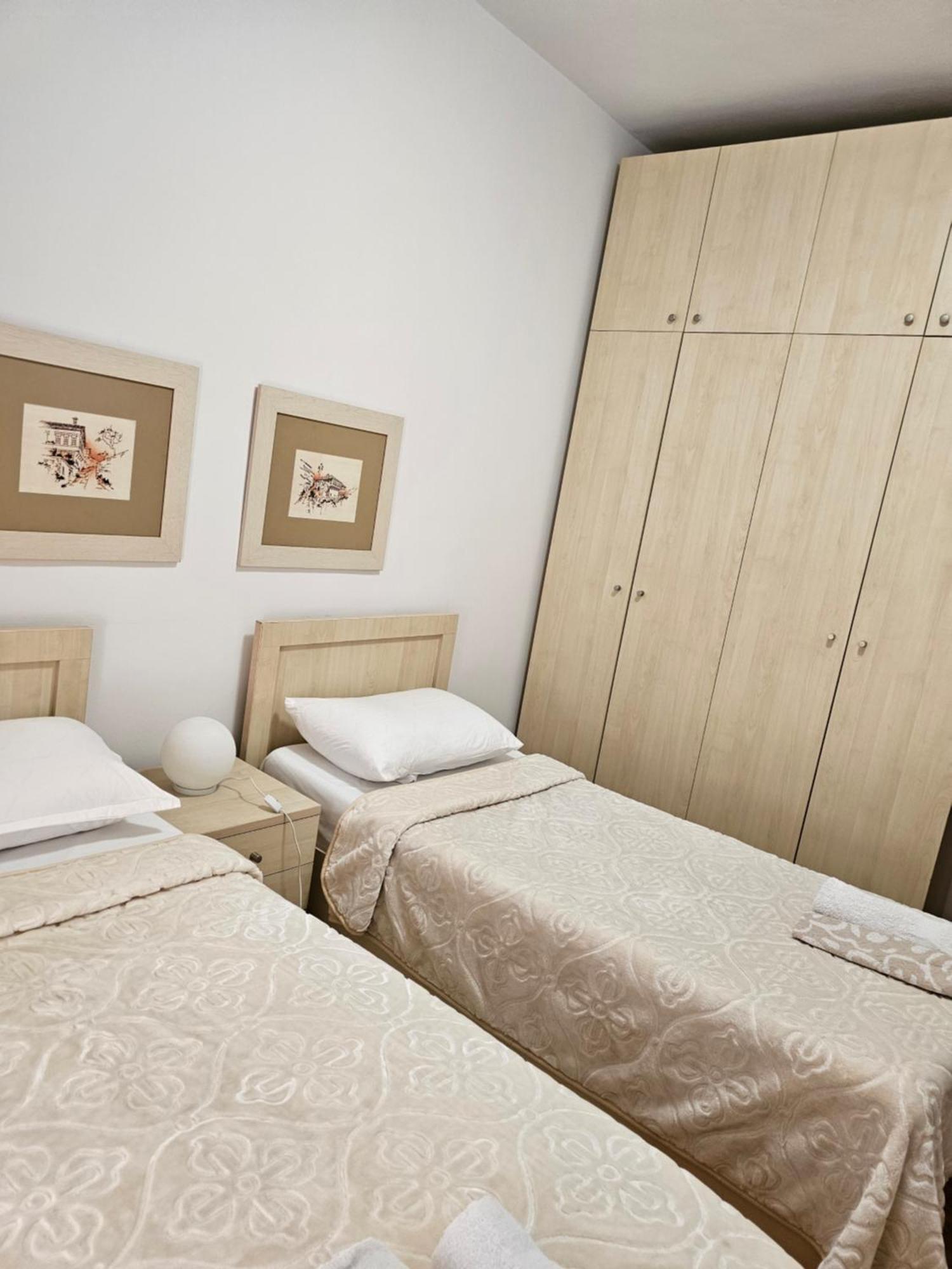 Alea2 Apartment Tirana Bagian luar foto